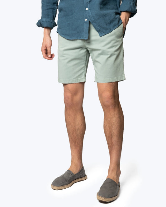 Bermudas chino de Tway.