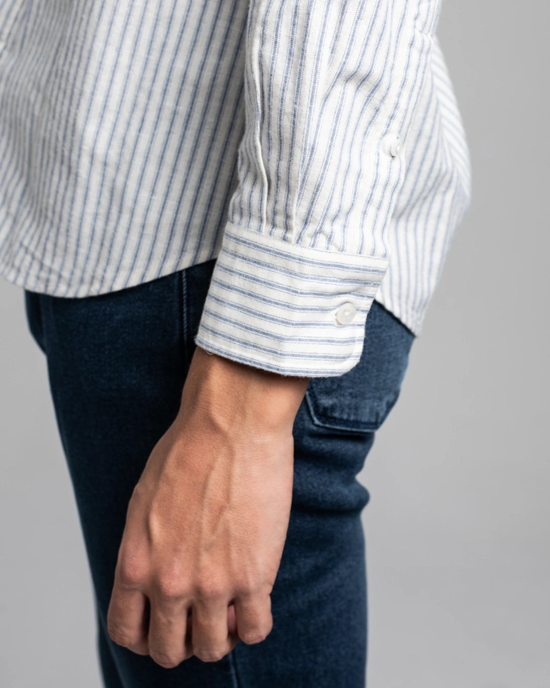 CAMISA DE RAYAS AZULES