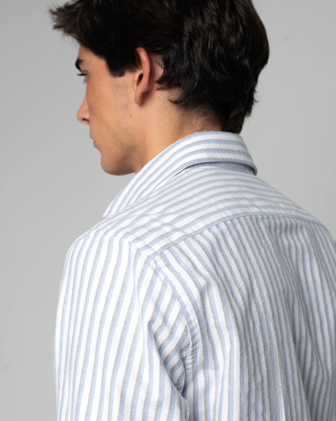 CAMISA BLANCA CON DOBLE RAYA