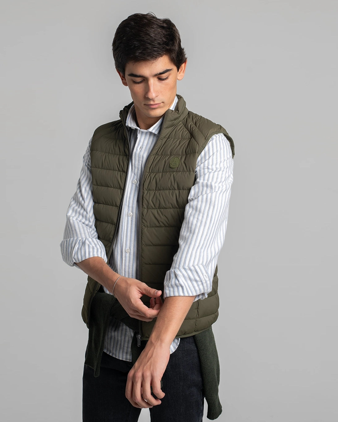 Chaleco plumas hombre HCE00001