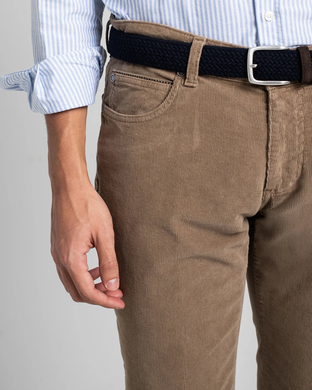 PANTALÓN 5 BOLSILLOS PANA MARRÓN