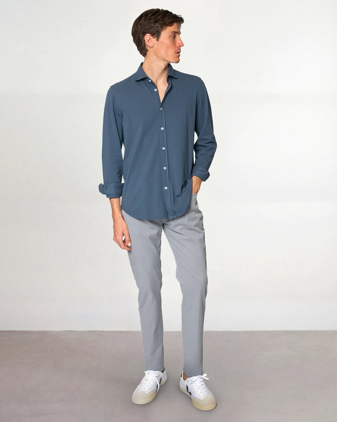 PANTALÓN 5 BOLSILLOS GRIS