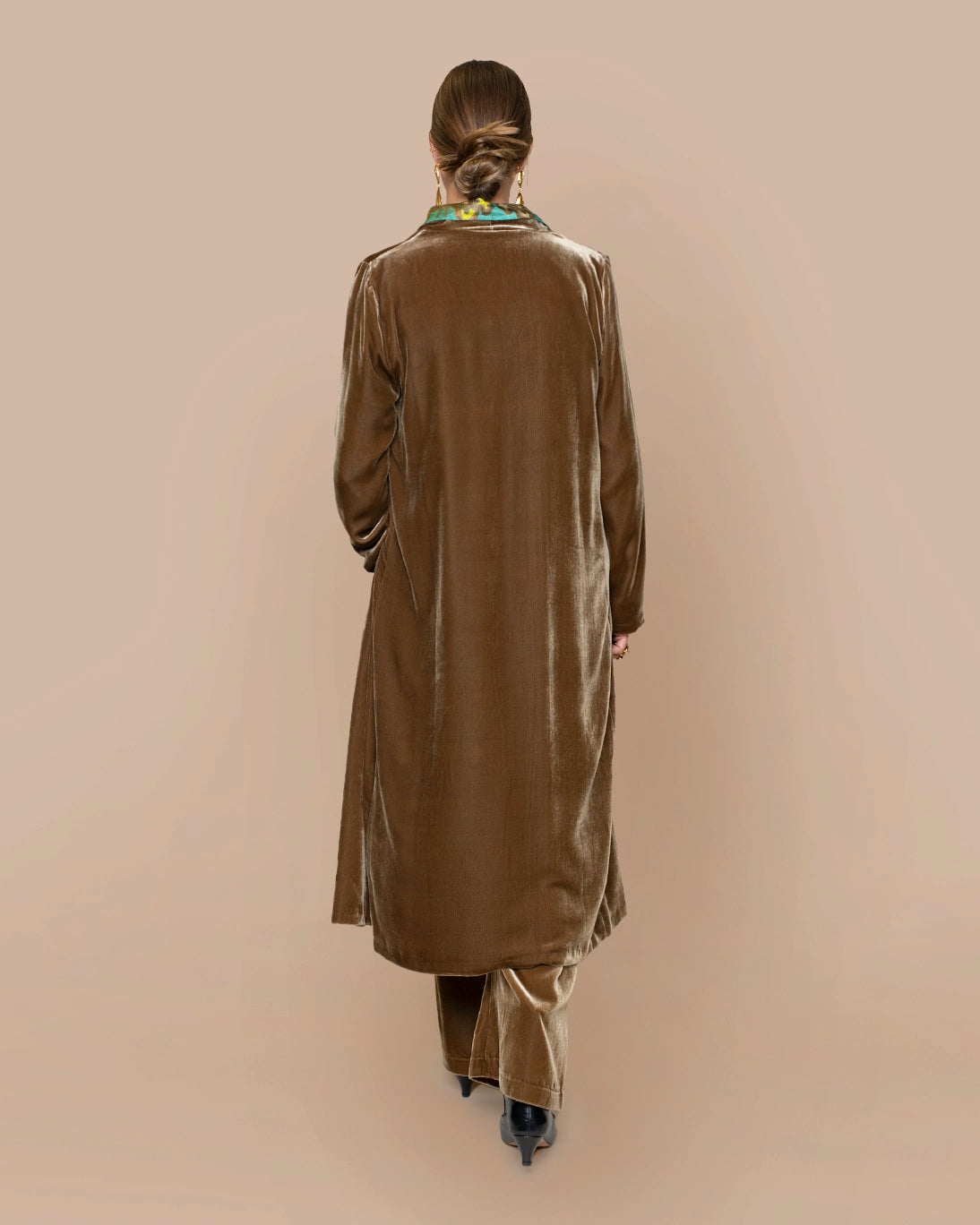 ABRIGO TERCIOPELO AMO CAMEL