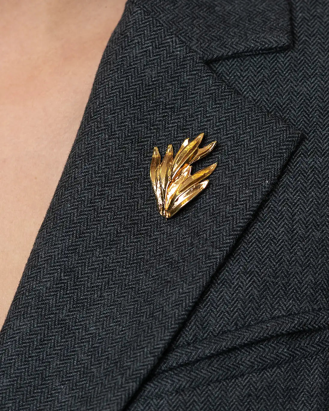BROCHE CORA