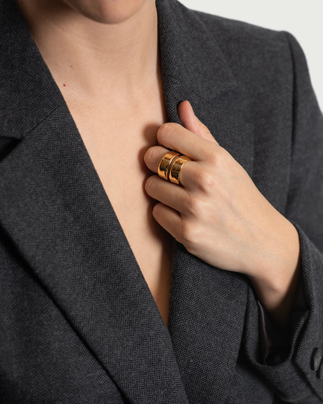 ANILLO AJUSTABLE BAÑO ORO