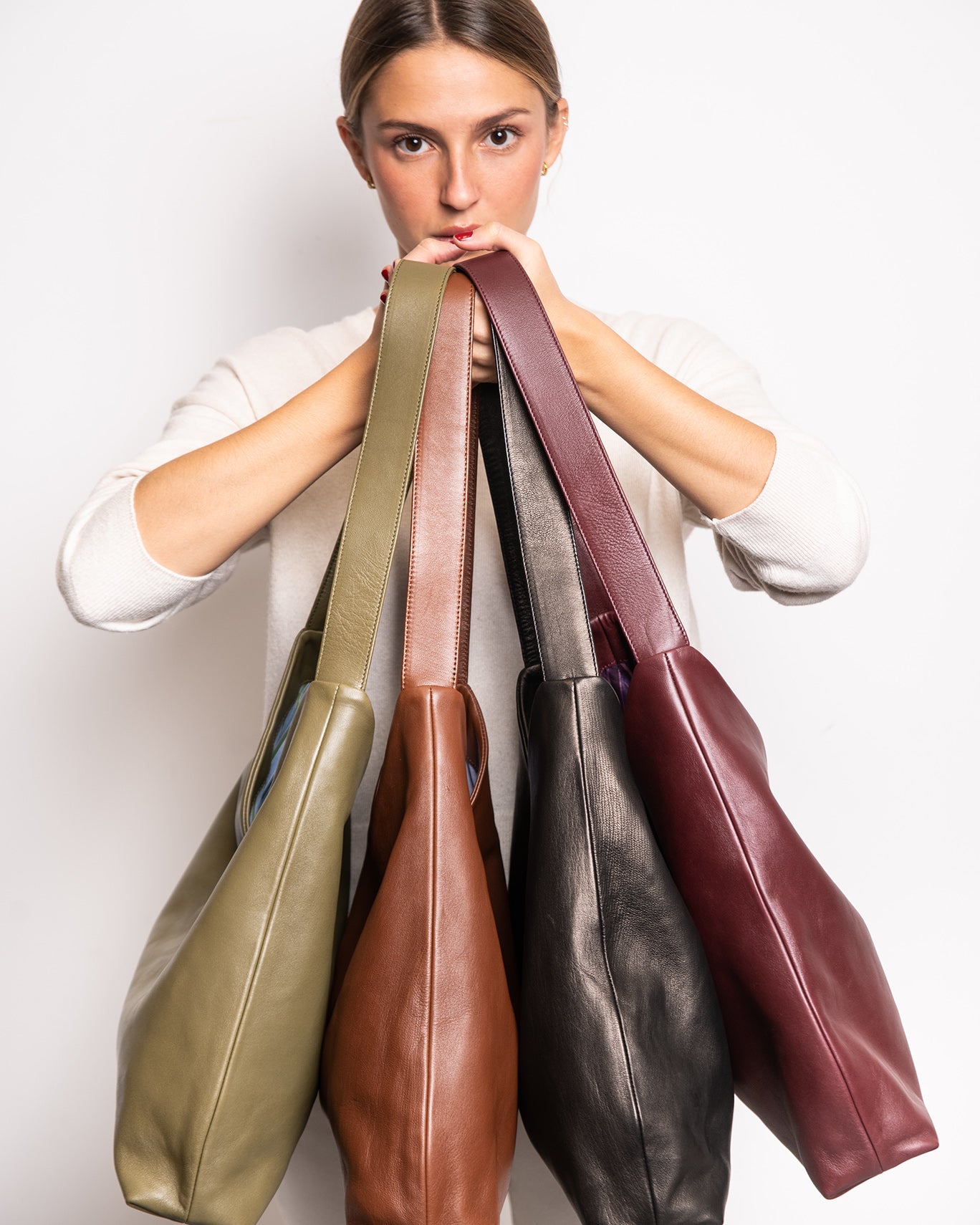 Naterra leather bag MBO01440