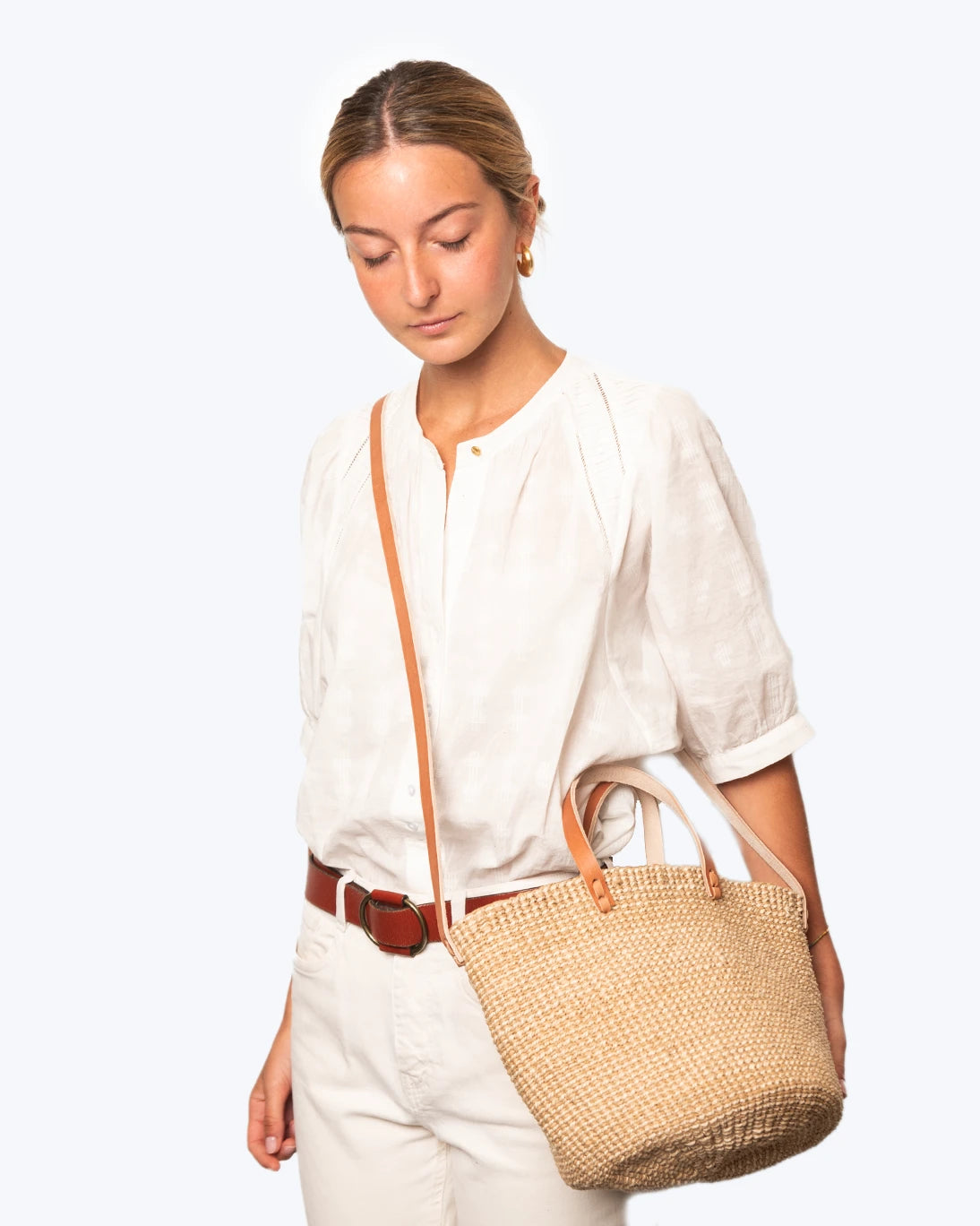 Bolso de rafia Majani de Mifuko.