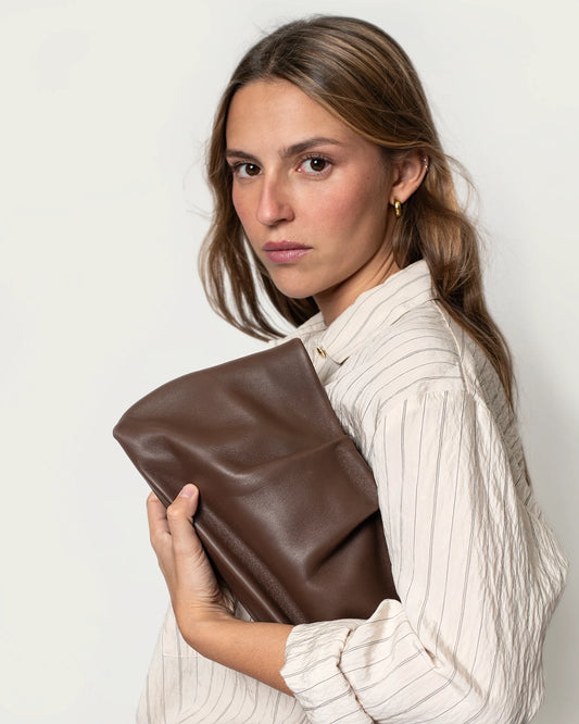 BOLSO DE PIEL CHOCOLATE