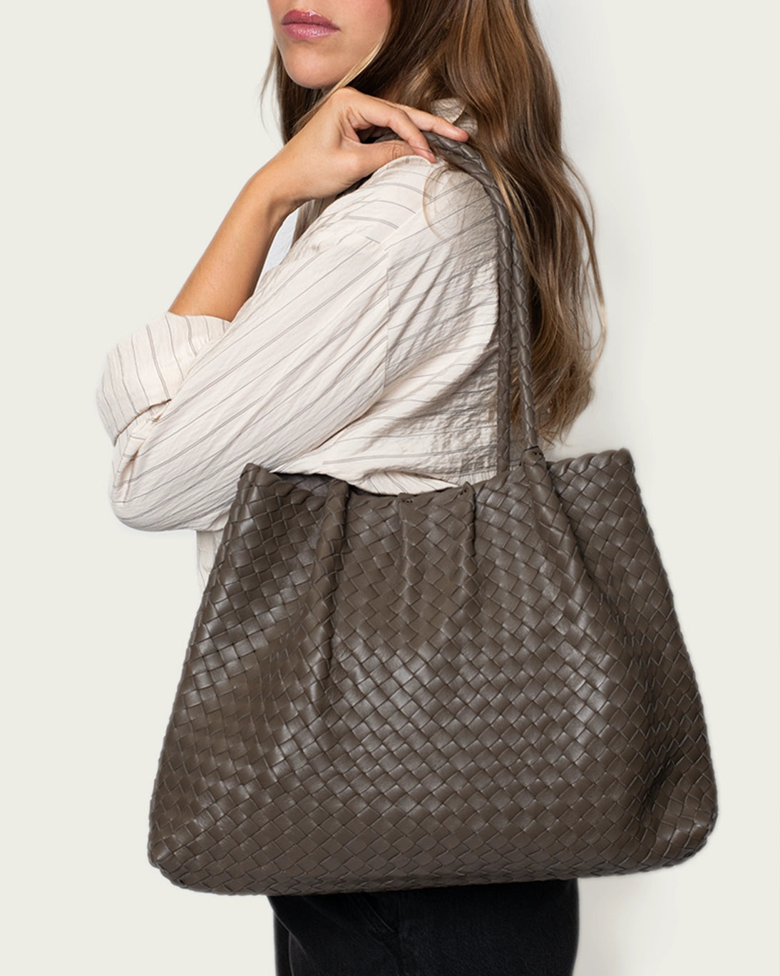 TOPO BRAIDED LEATHER BAG