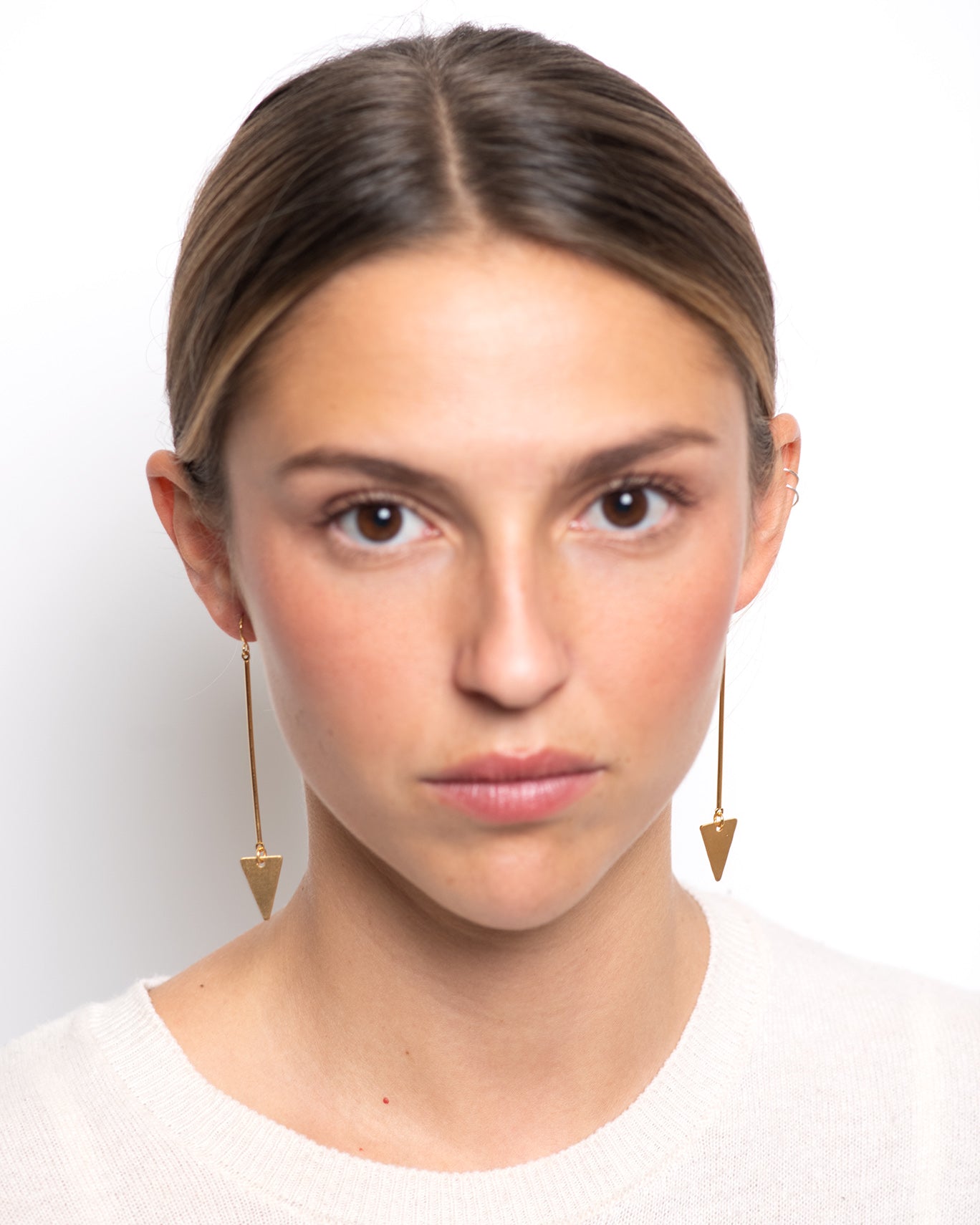 PENDIENTES LARGO TRIANGULO