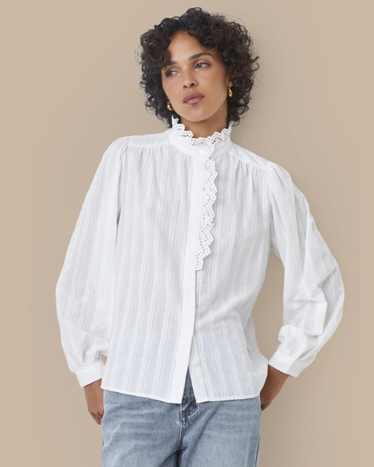 Blusa Lover blanca de la marca Suncoo
