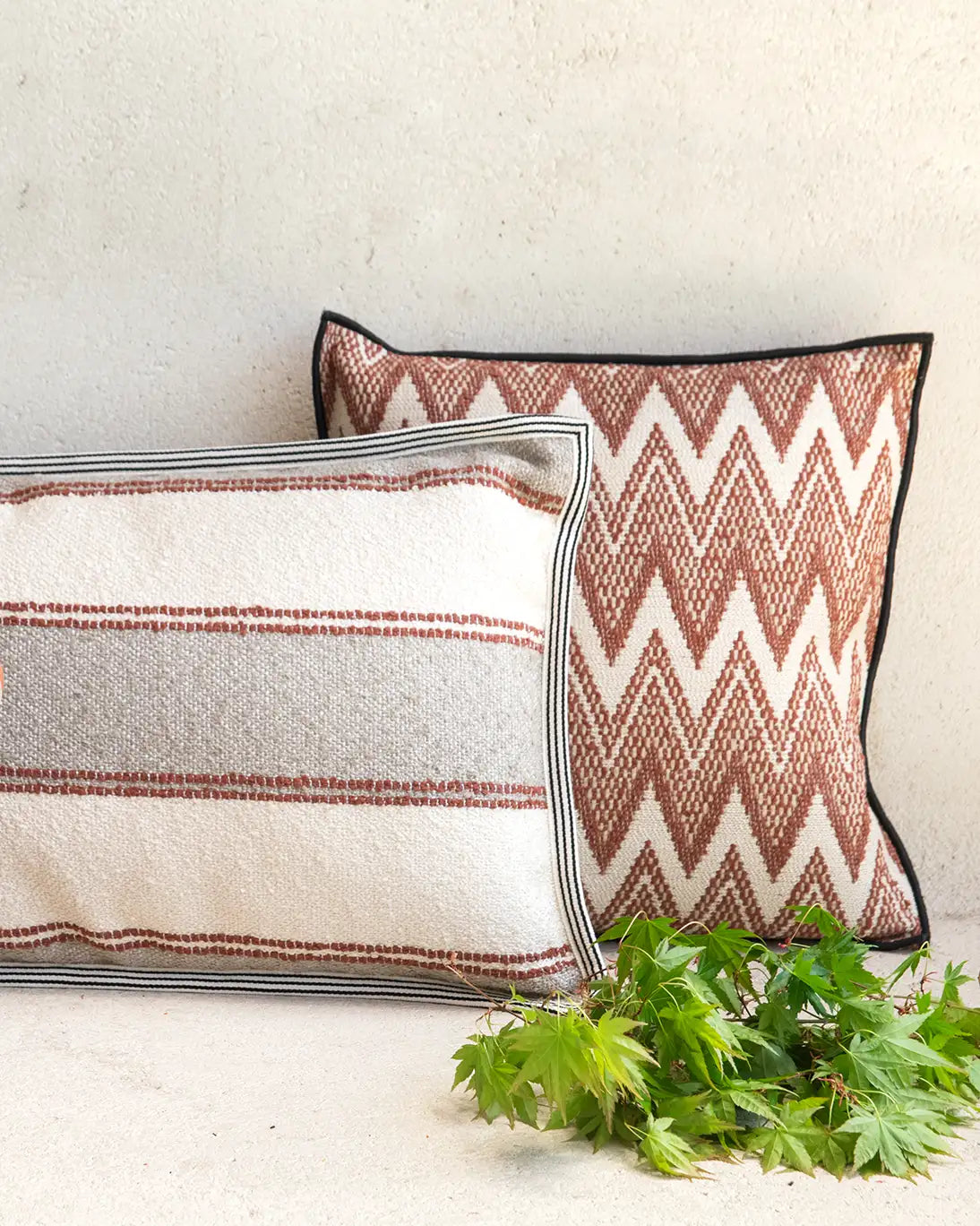 ALMOHADÓN APACHE 40X60CM