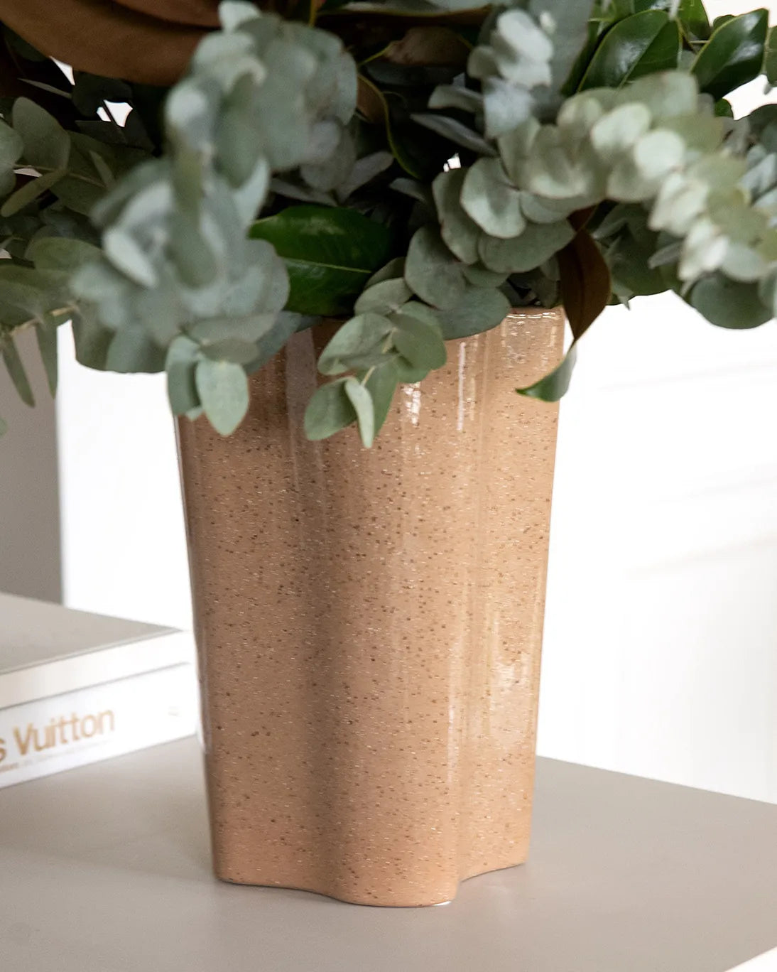 TOAD VASE