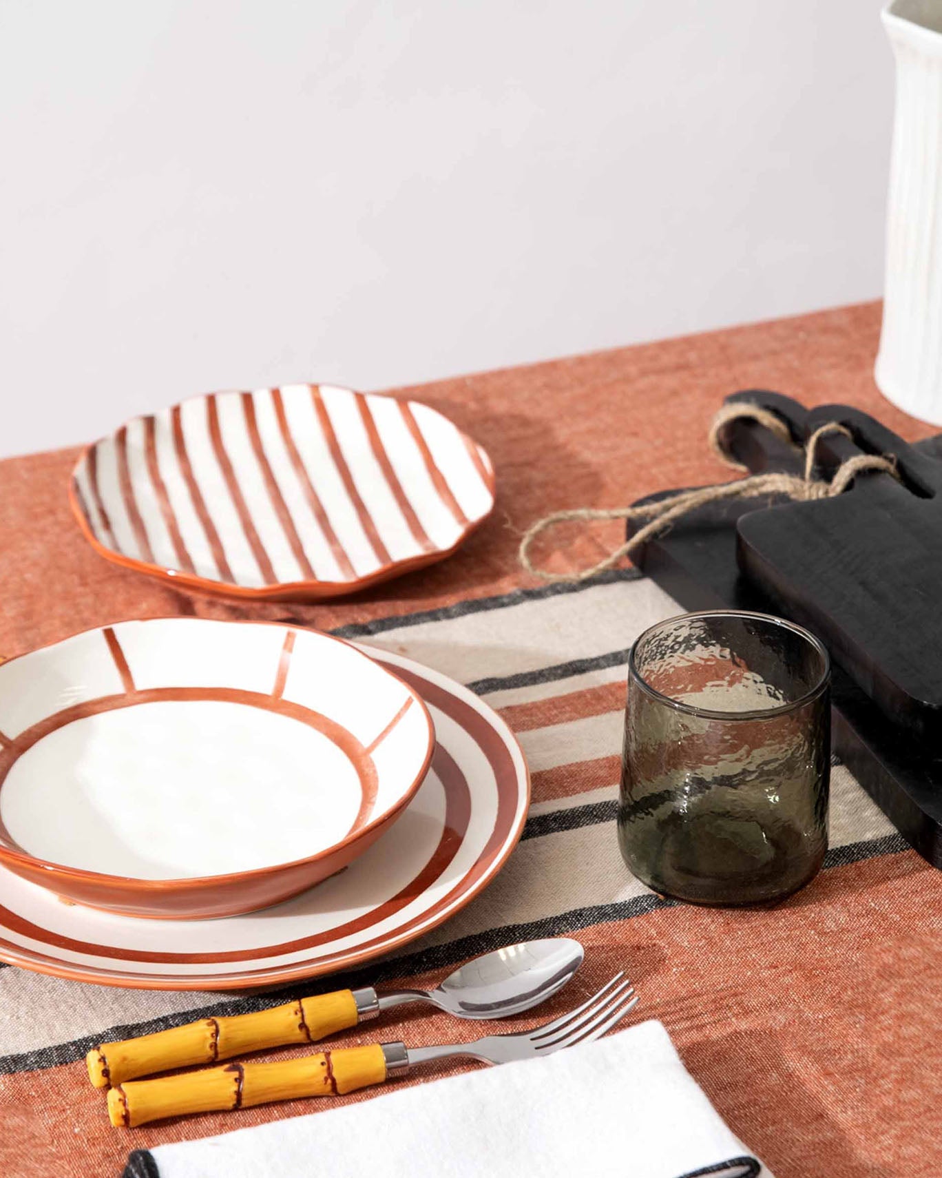 PLATO POSTRE MYKONOS 20CM