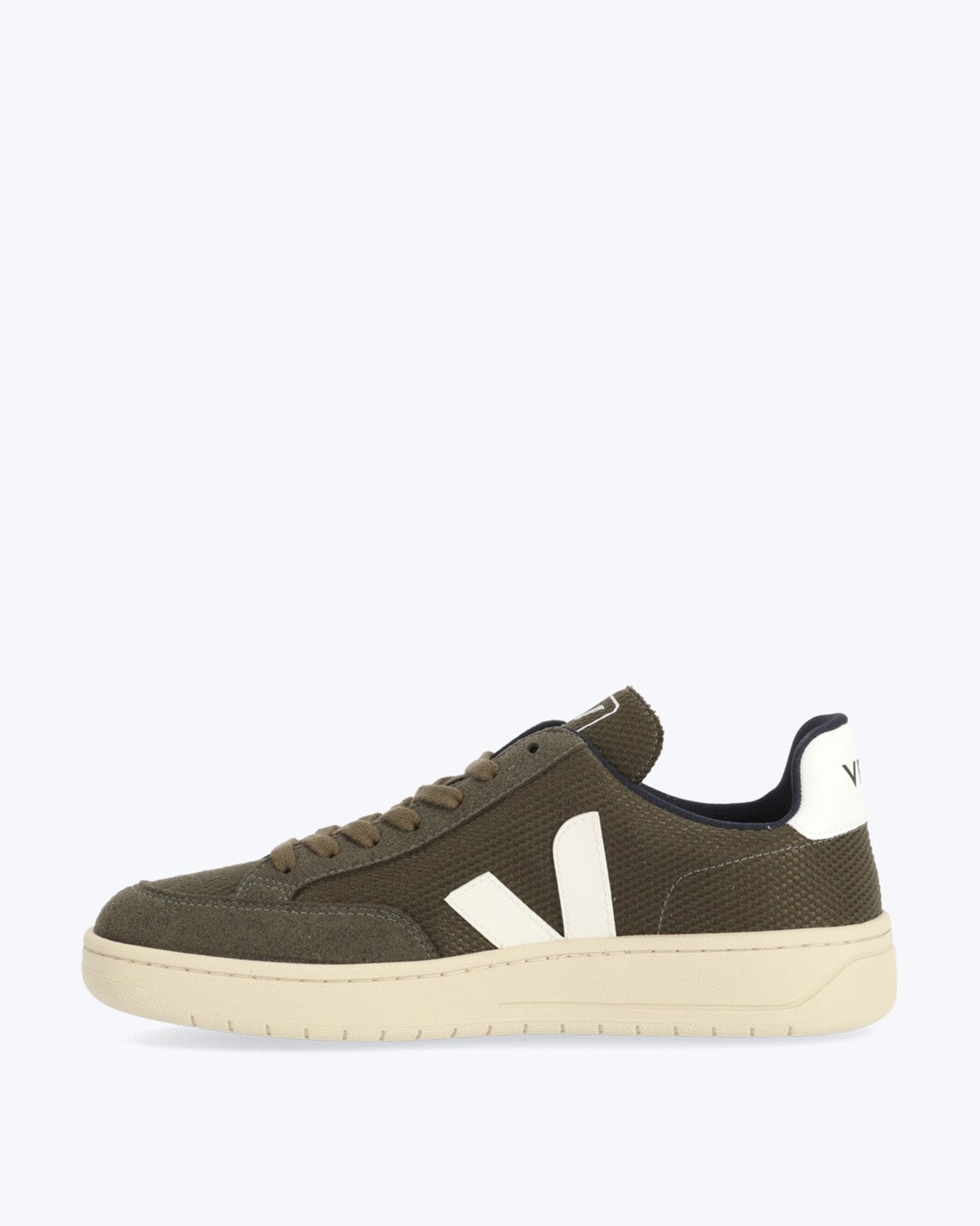 V-12 B-MESH SHOE