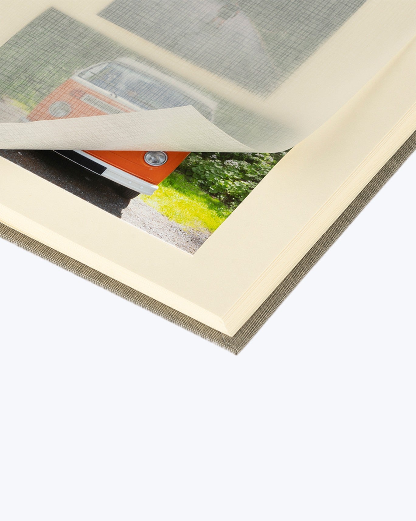 VERTICALLY STITCHED ALBUM