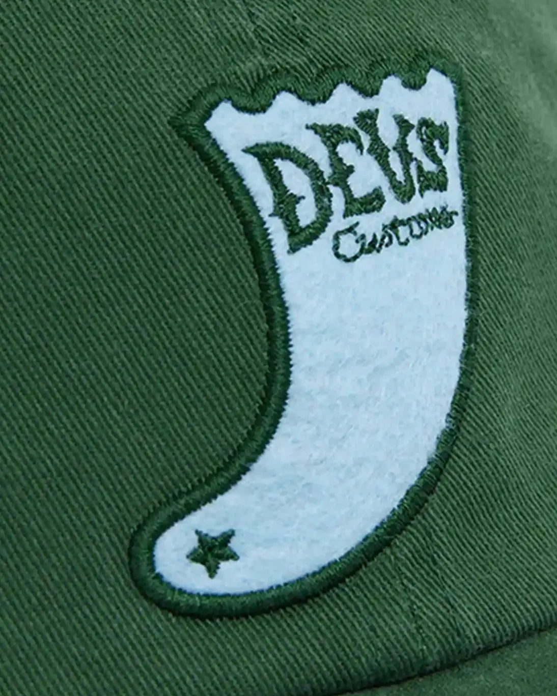 GORRA DEUS VERDE OLIVA