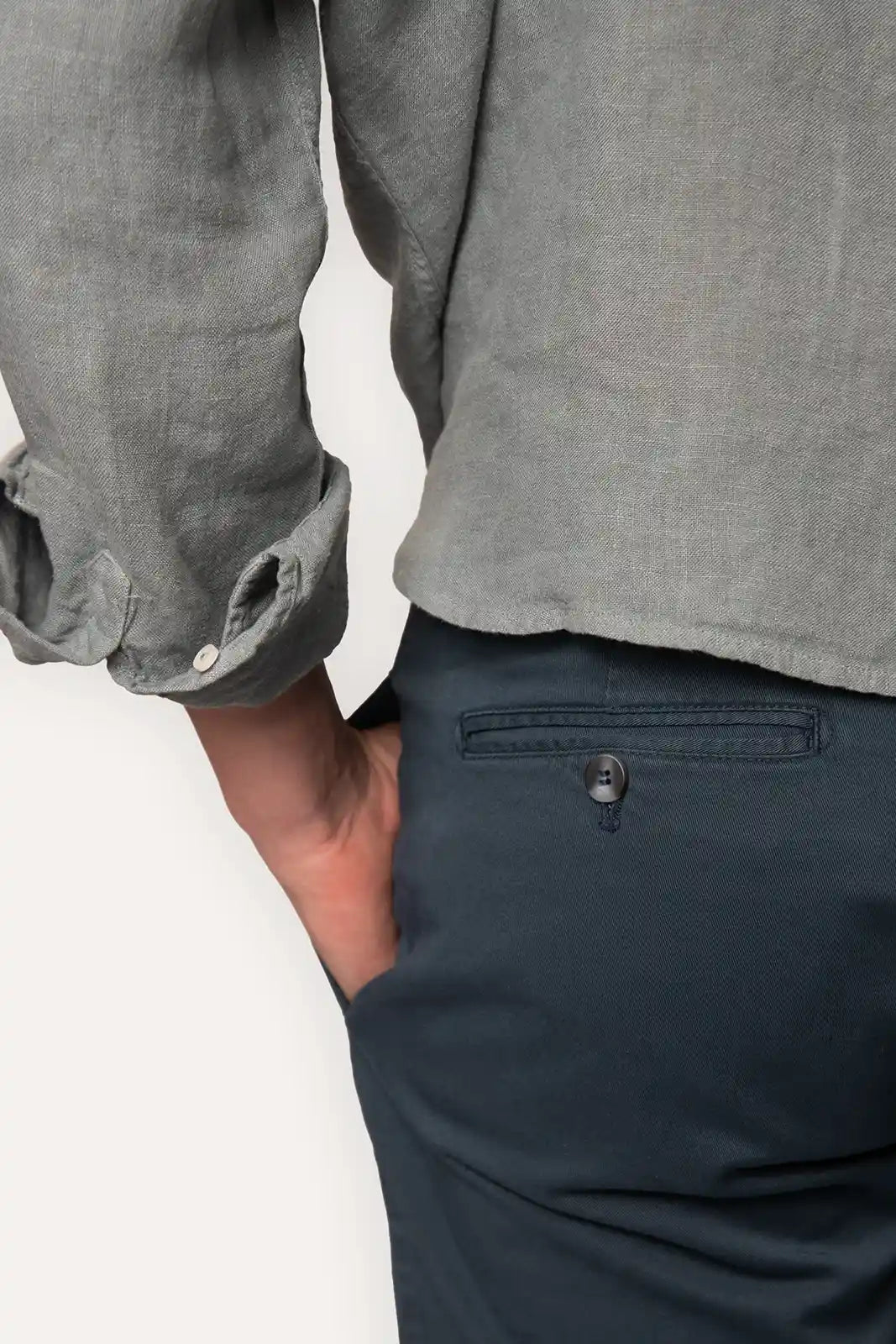 BERMUDAS CHINO AZUL