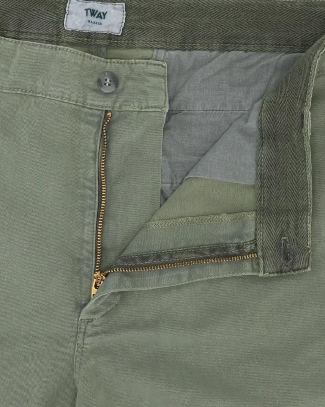 BERMUDAS CHINO VERDE