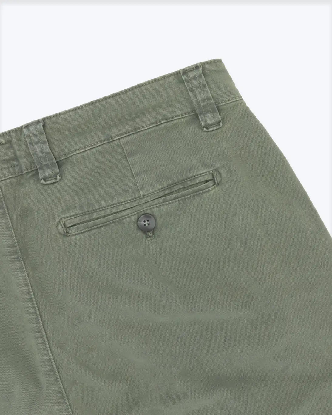 BERMUDAS CHINO VERDE