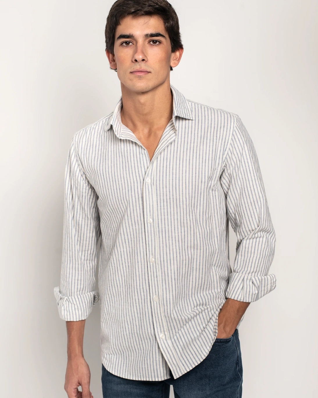 CAMISA DE RAYAS AZULES