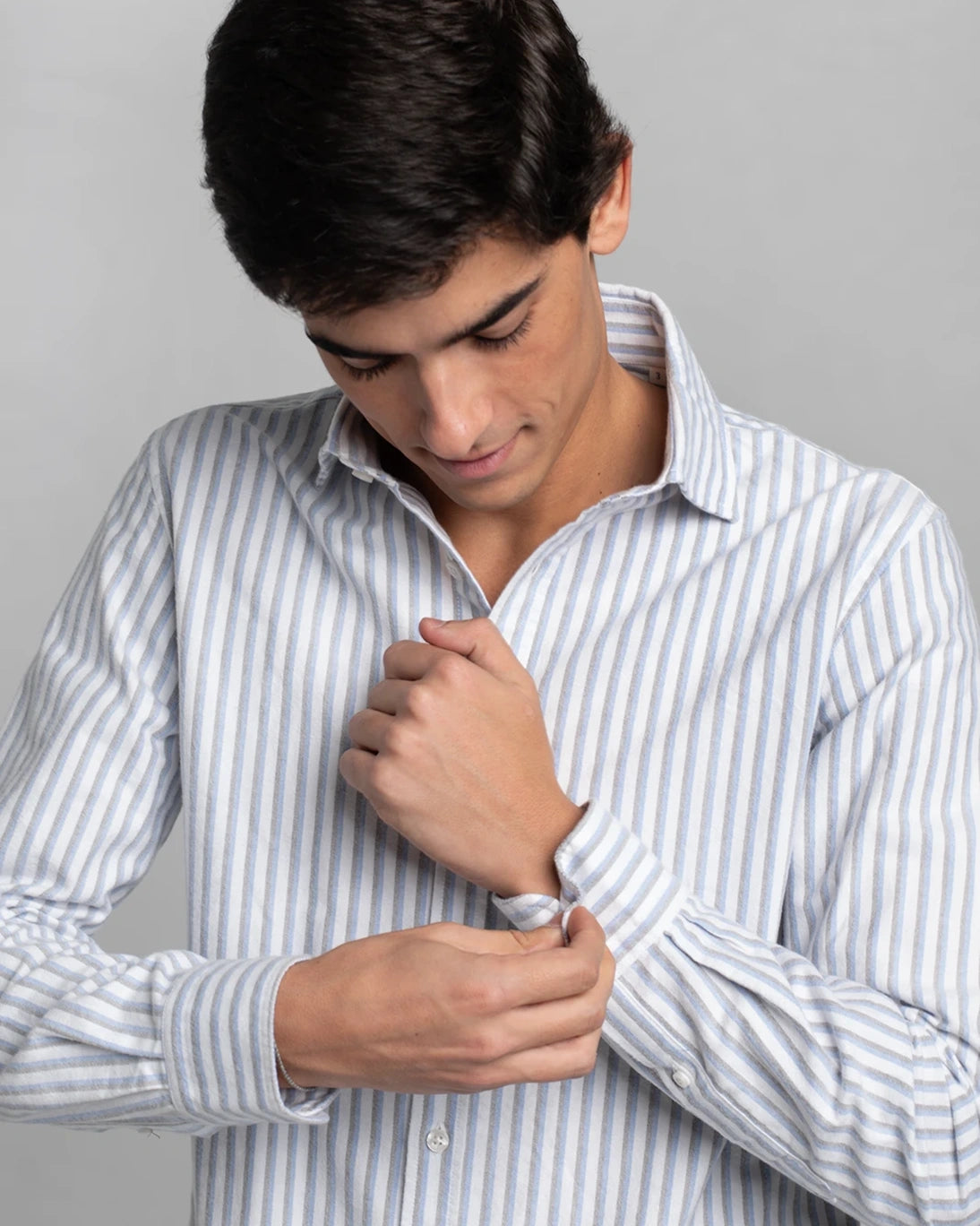 CAMISA BLANCA CON DOBLE RAYA