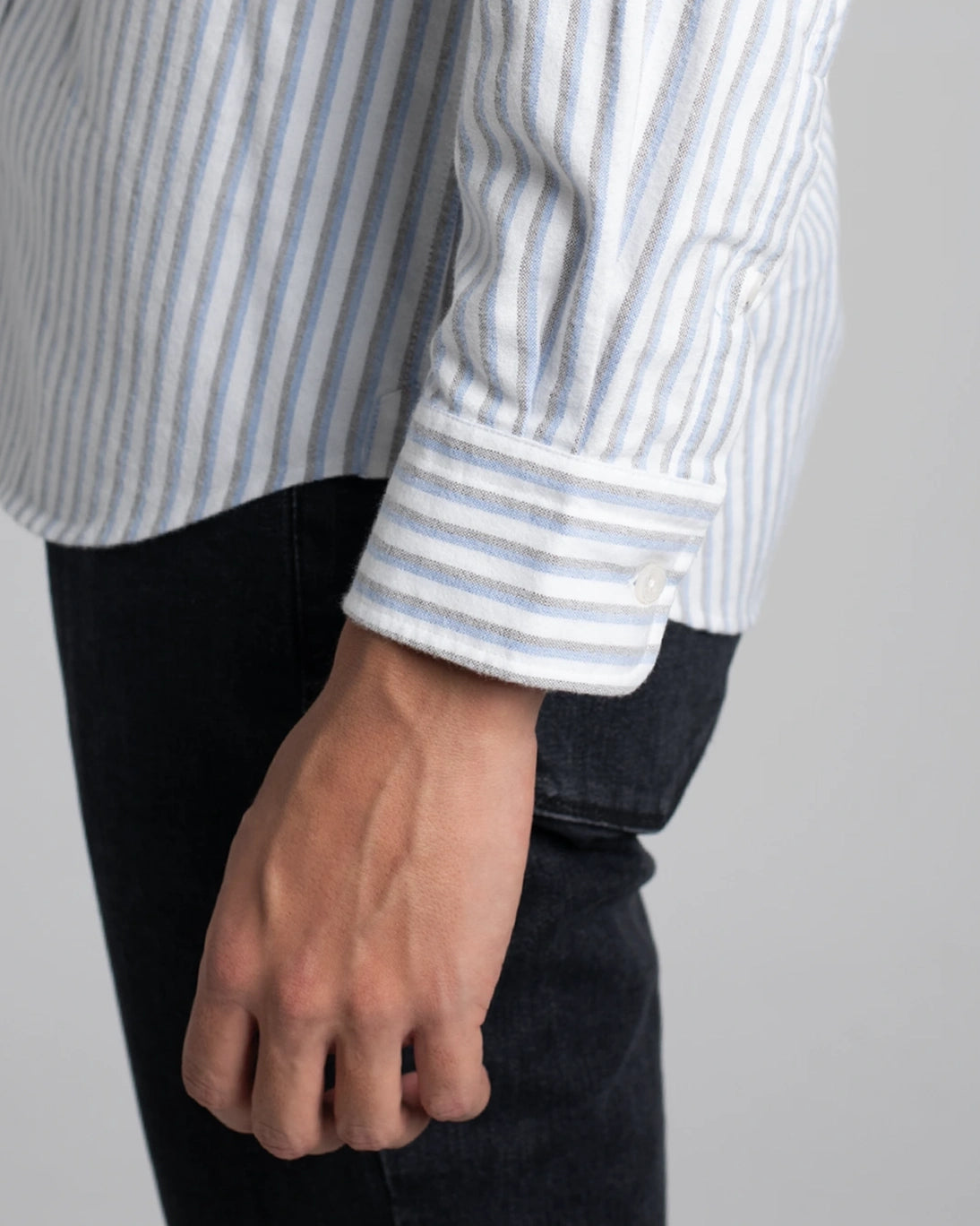 CAMISA BLANCA CON DOBLE RAYA