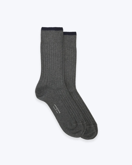 CALCETINES GRISES