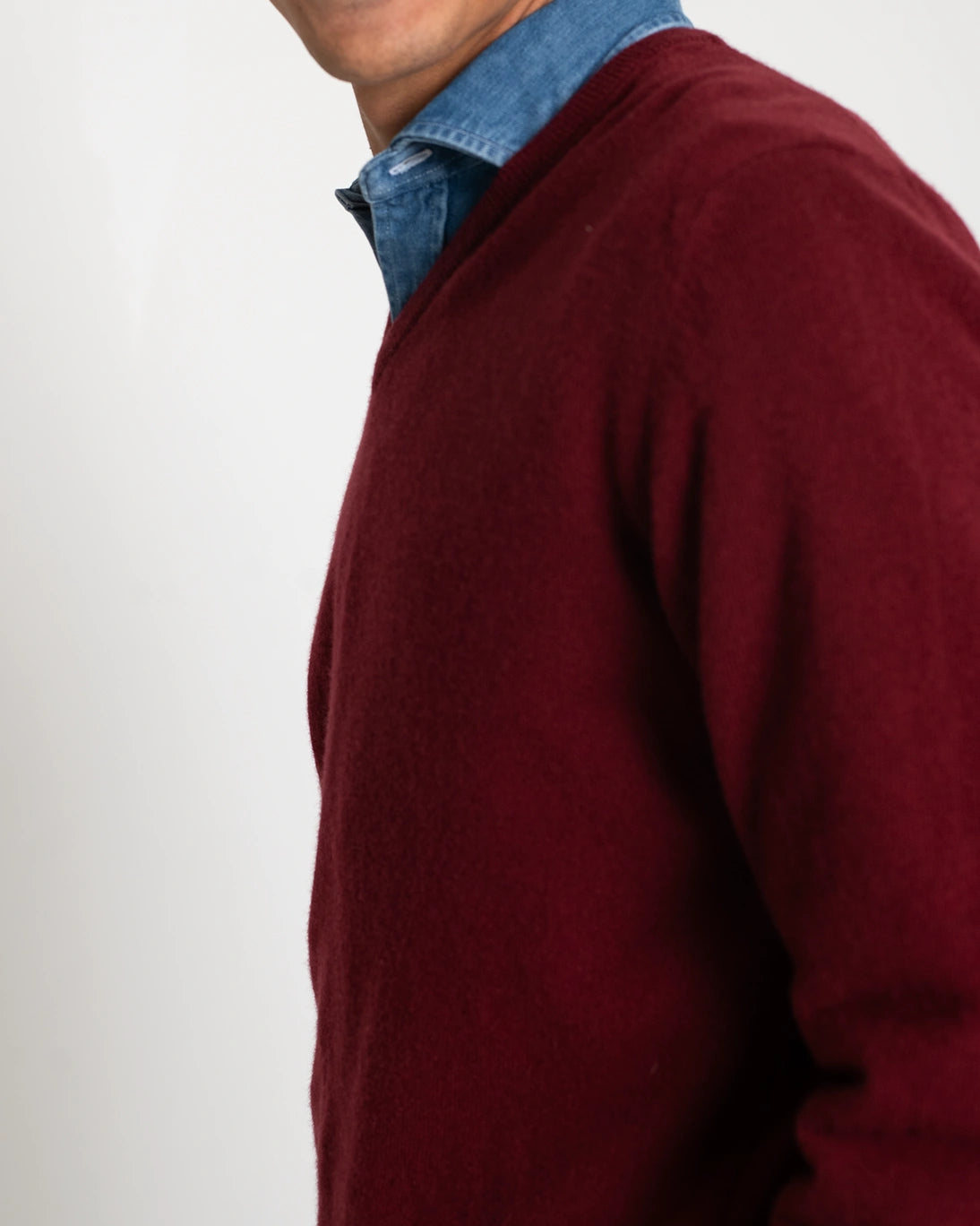 BORDEAUX V-NECK JERSEY