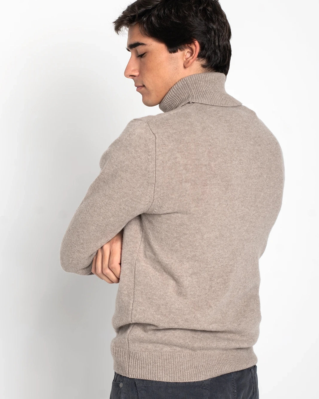 JERSEY DE CUELLO VUELTO BEIGE