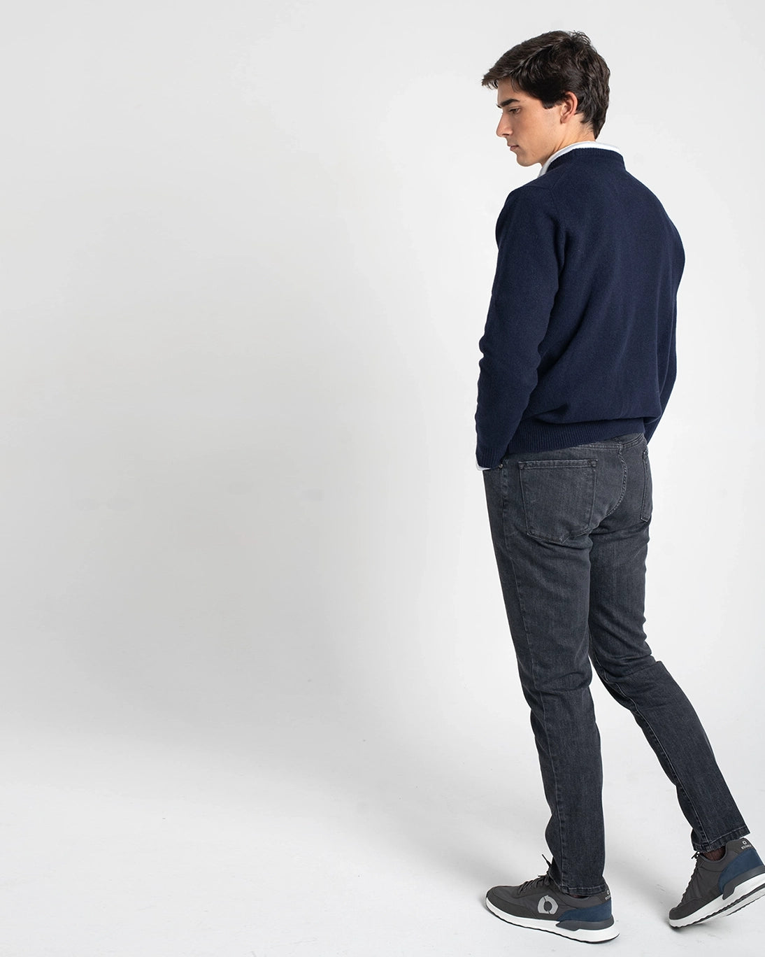 JERSEY CUELLO CAJA AZUL MARINO