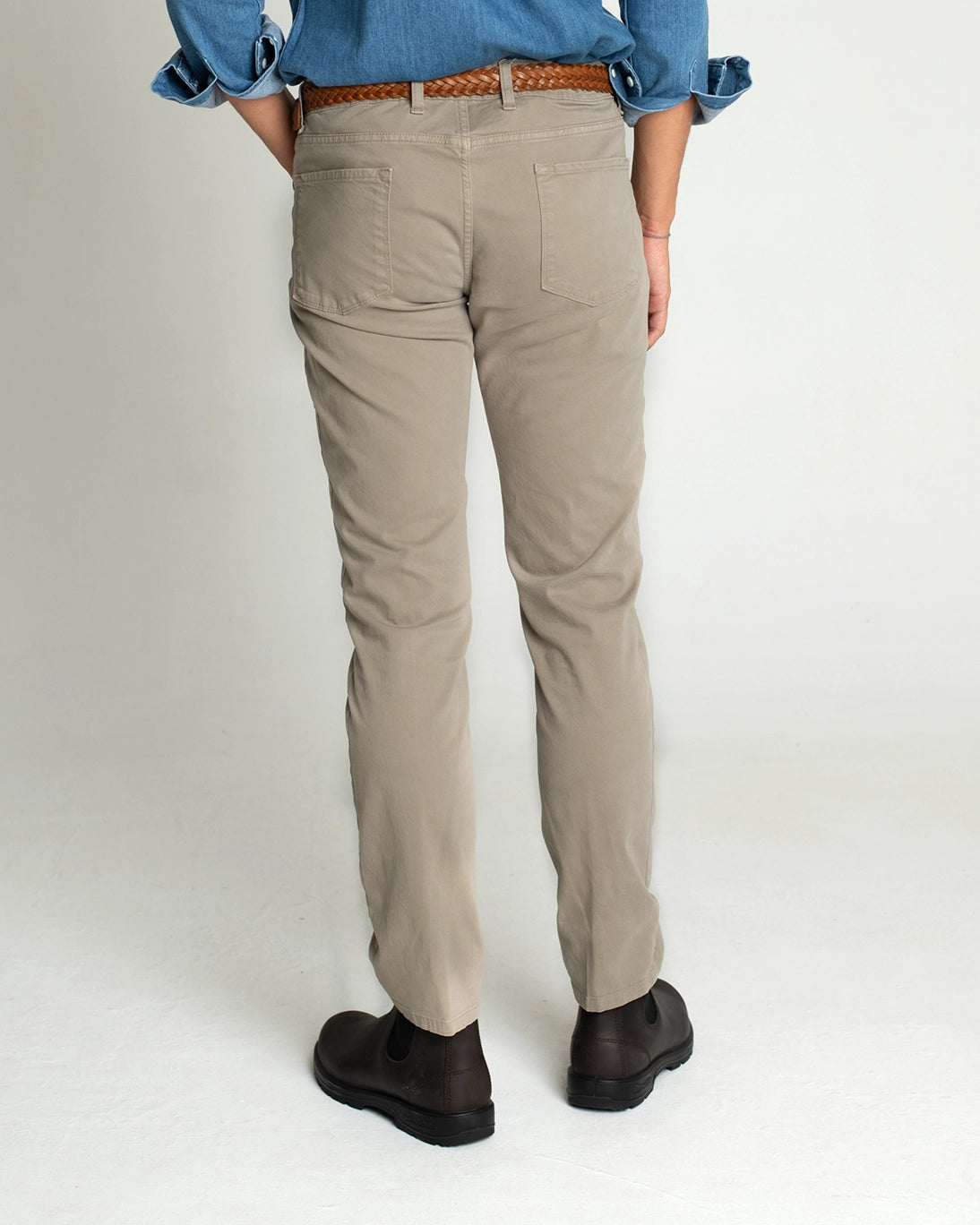 PANTALÓN 5 BOLSILLOS TOPO