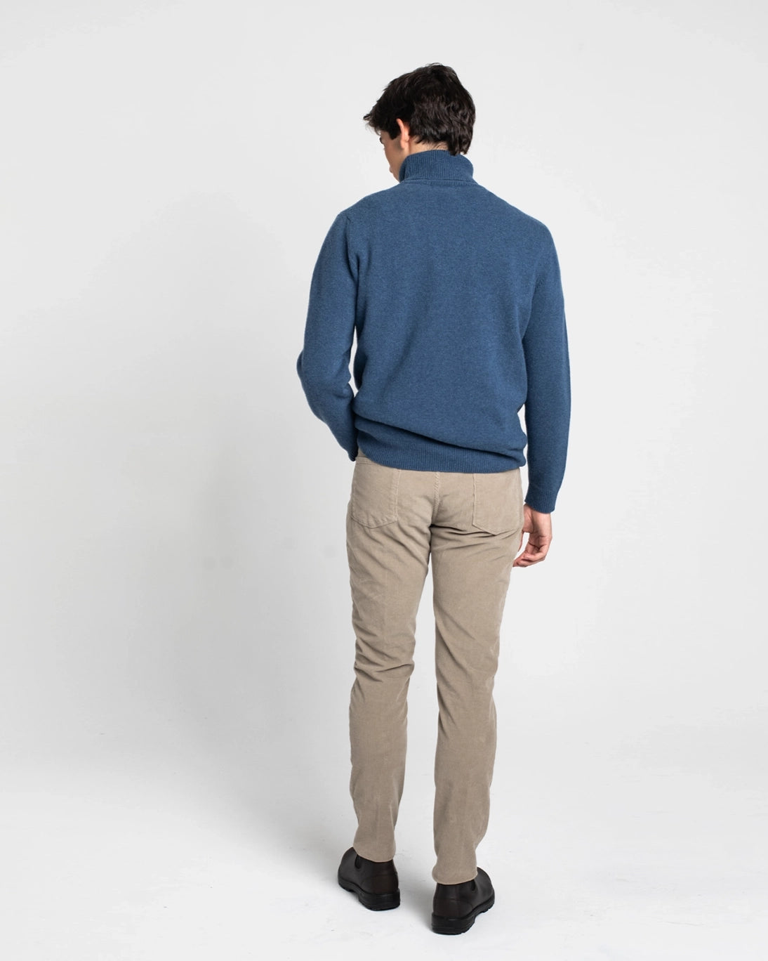 PANTALÓN CHINO PANA MARRÓN