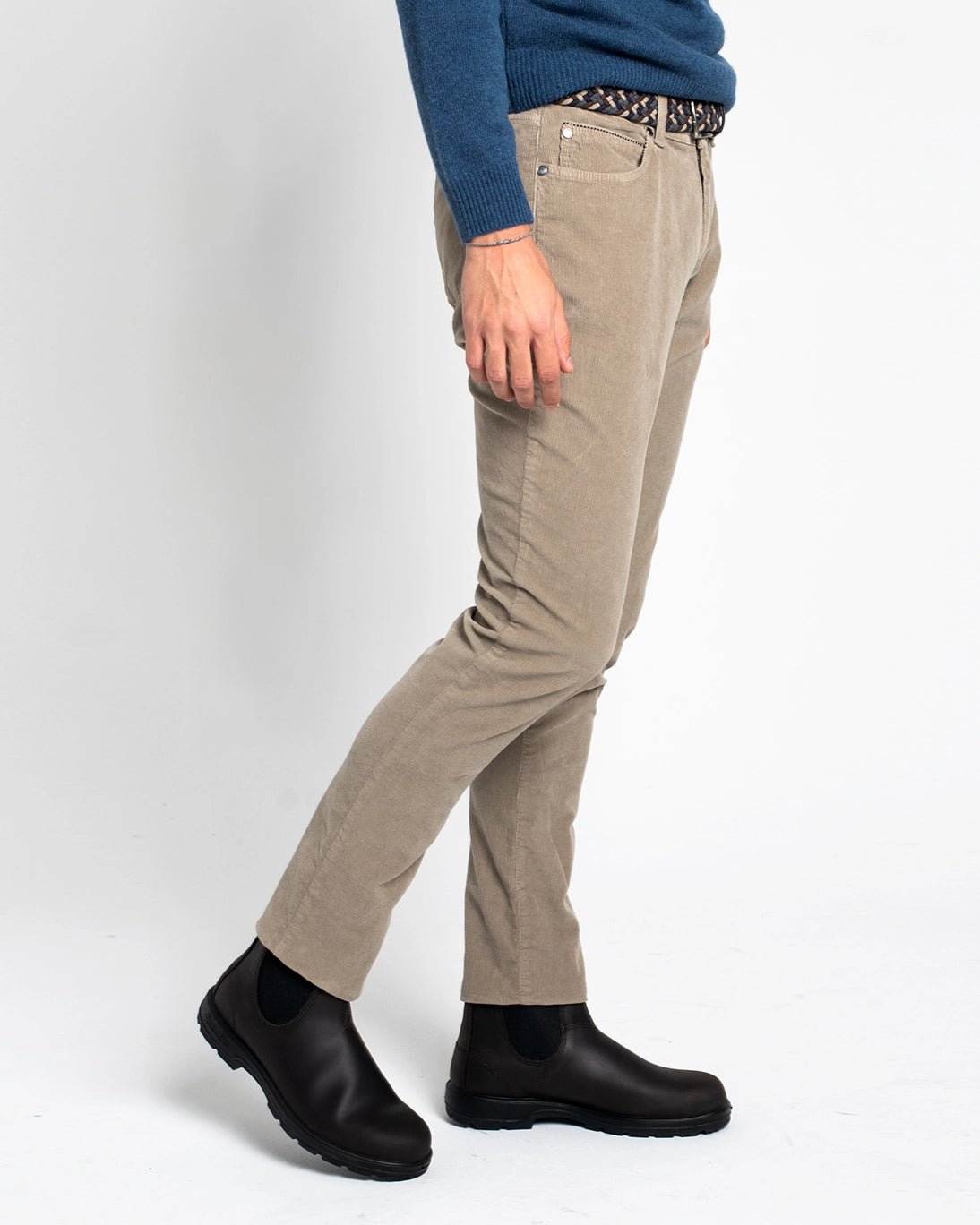 PANTALÓN 5 BOLSILLOS DE PANA TOPO