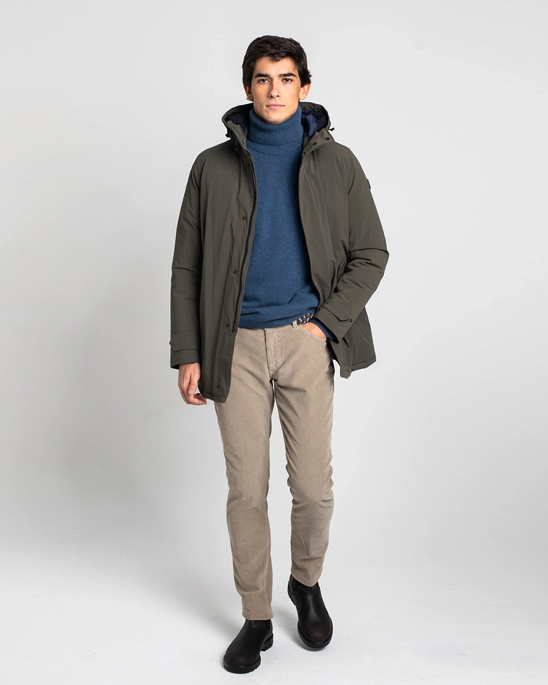 PANTALÓN 5 BOLSILLOS DE PANA TOPO