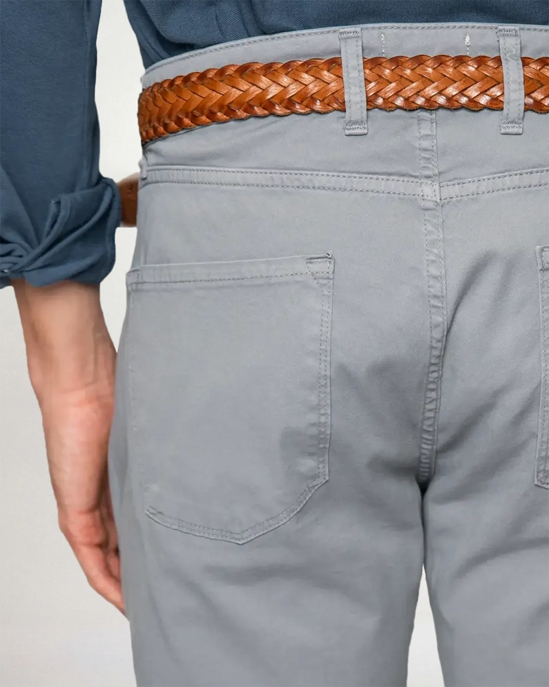 PANTALÓN 5 BOLSILLOS GRIS