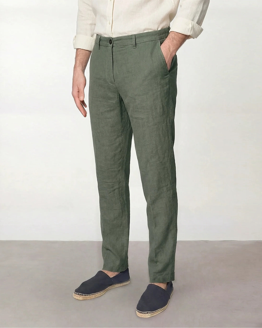PANTALÓN CHINO DE LINO VERDE