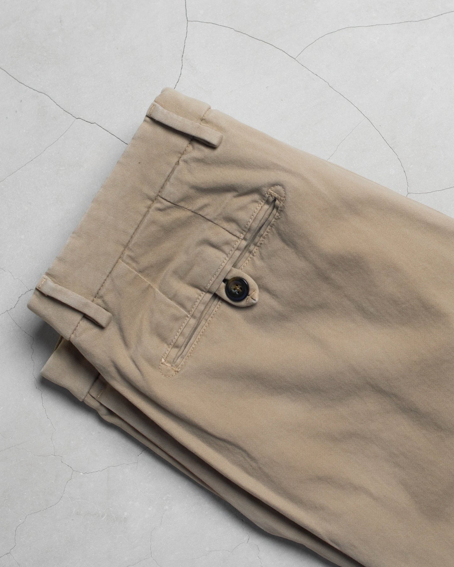 PANTALONES CHINOS BEIGE