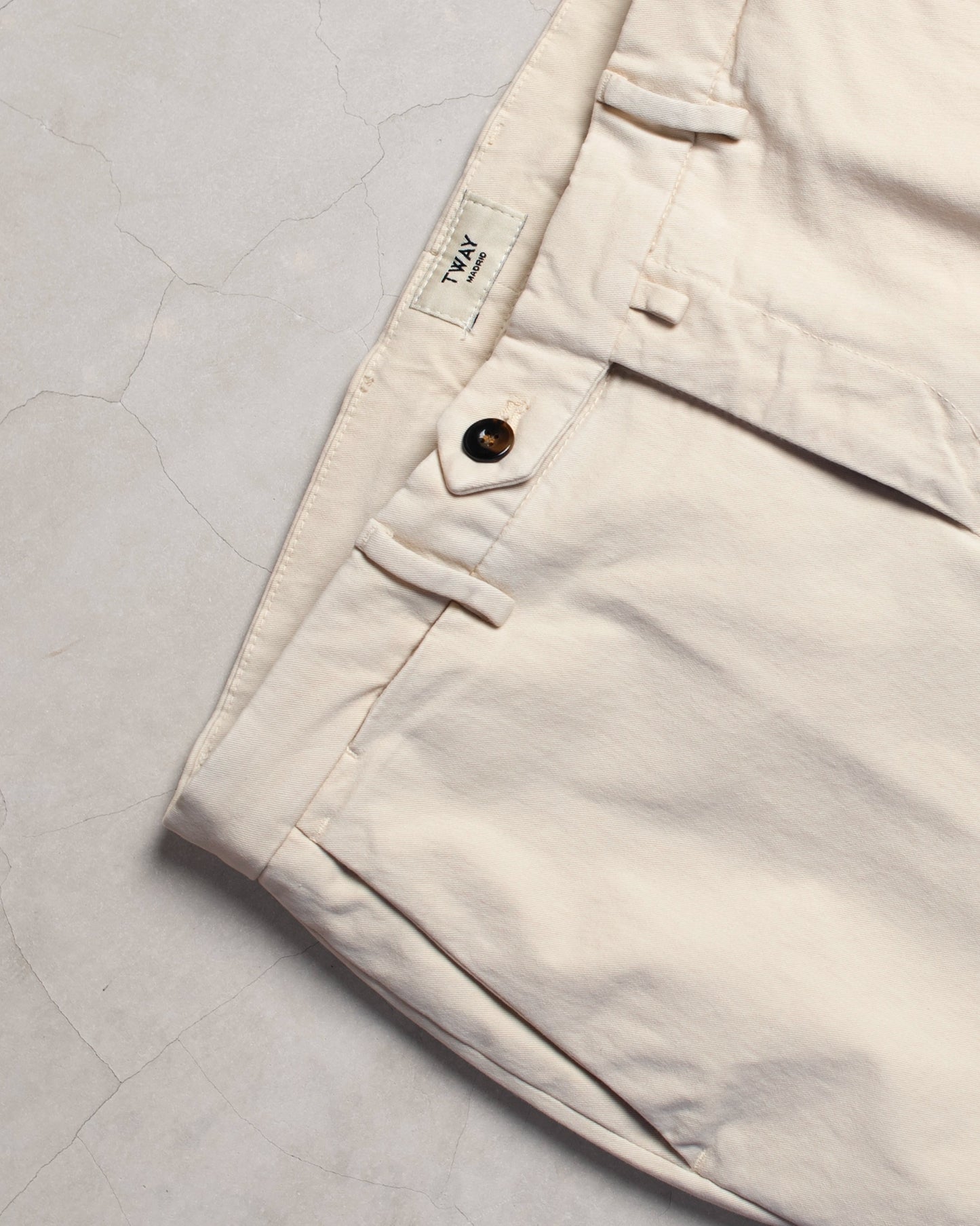 PANTALONES CHINOS BEIGE CLARO