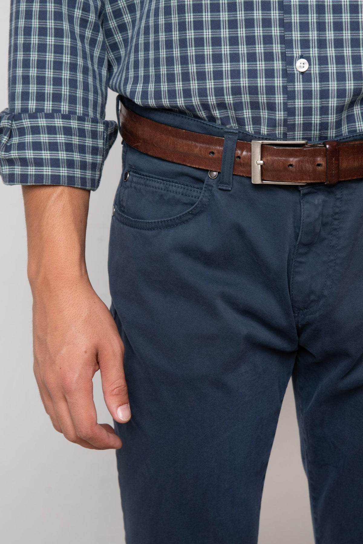 PANTALON CINCO BOLSILLOS