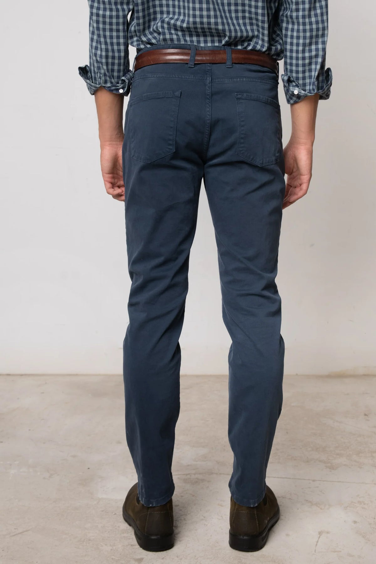 PANTALON CINCO BOLSILLOS