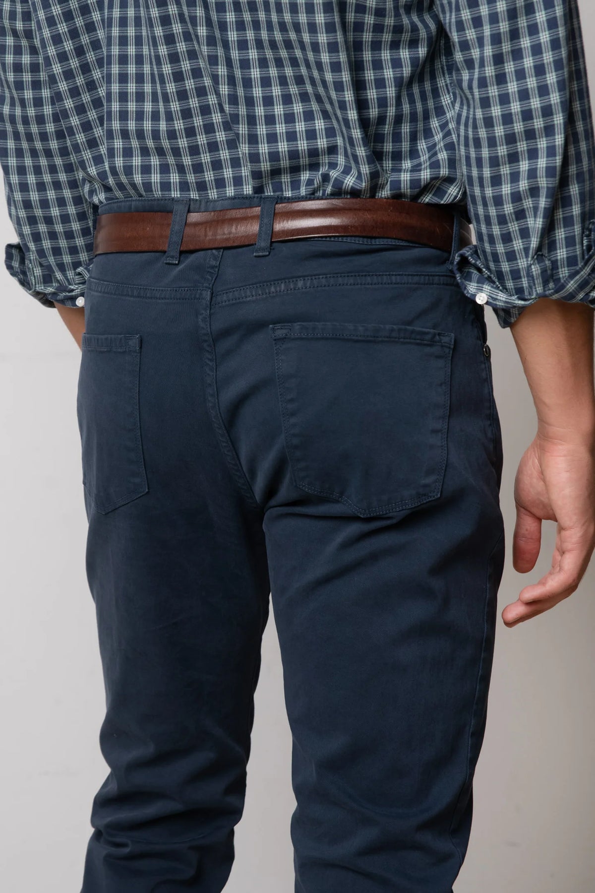 PANTALON CINCO BOLSILLOS