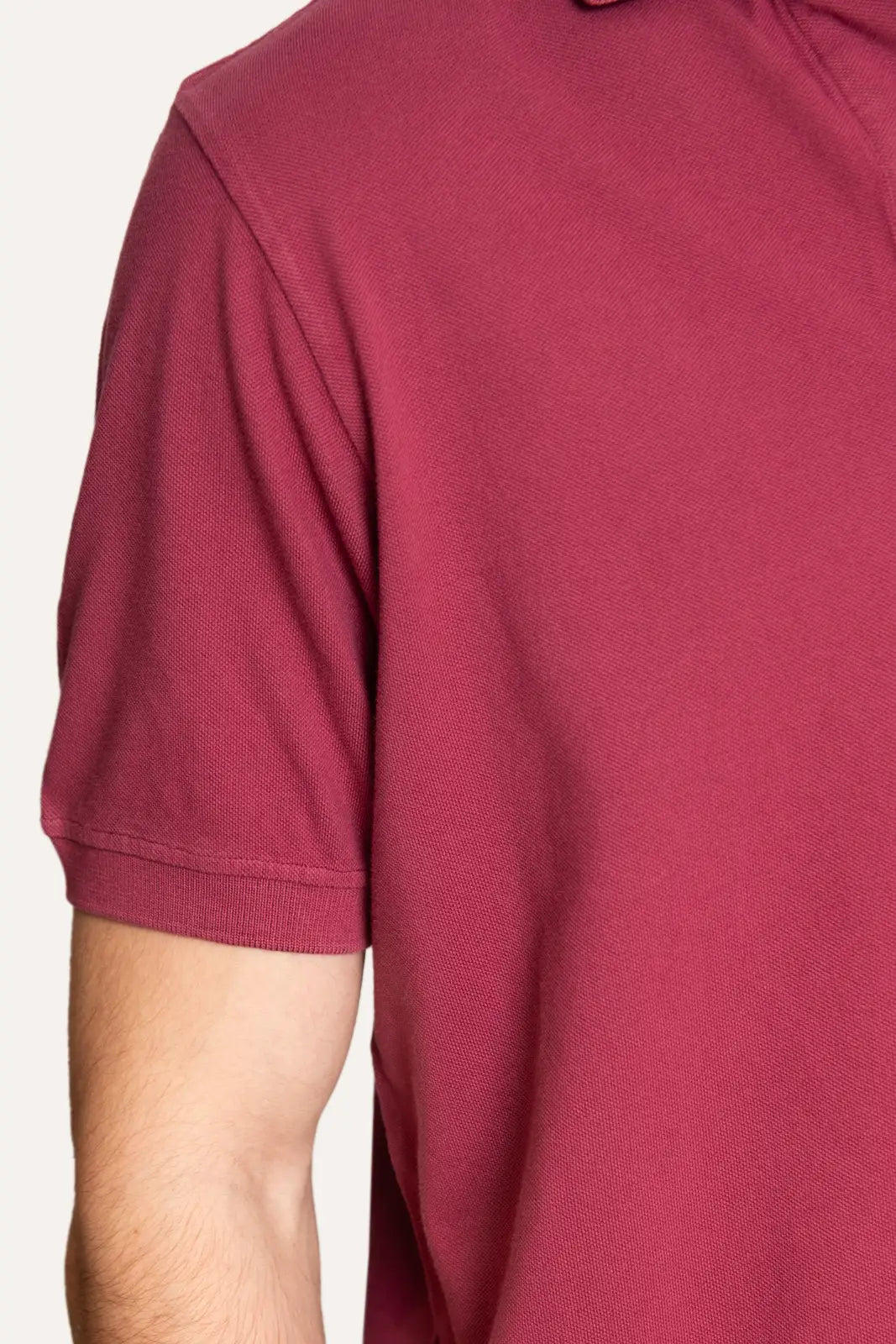 Short-sleeved polo shirt