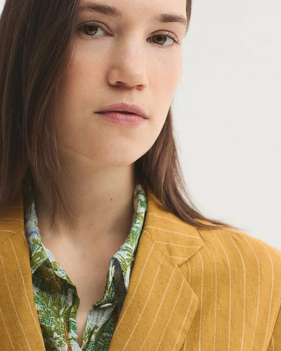 YELLOW BLAZER