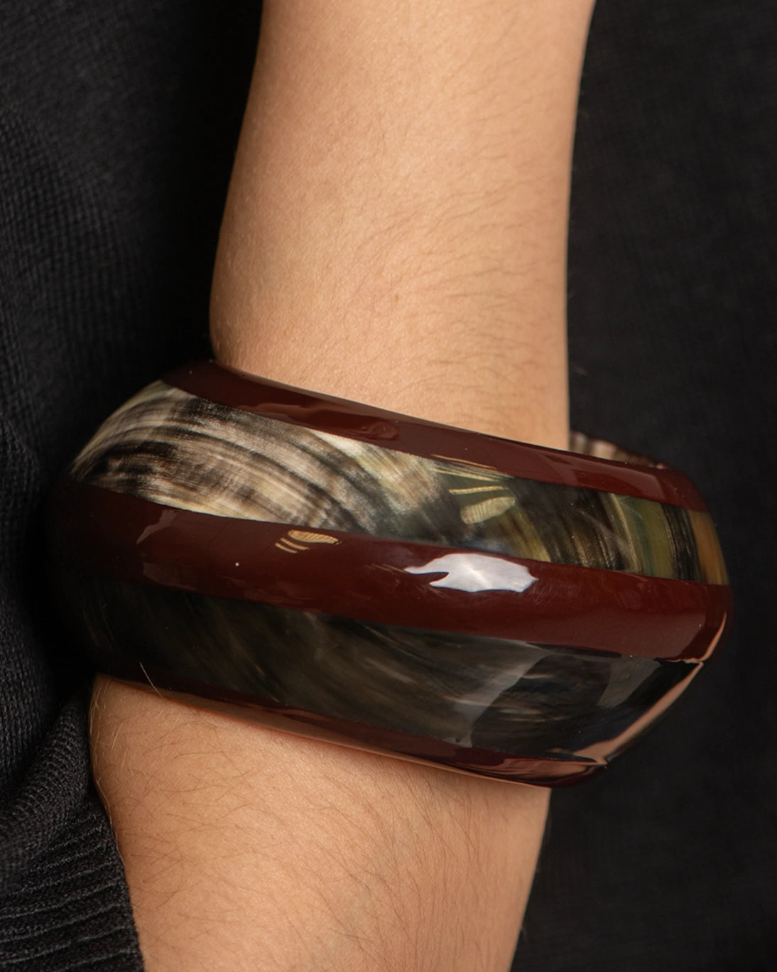 CHOCOLATE ANTLER BRACELET