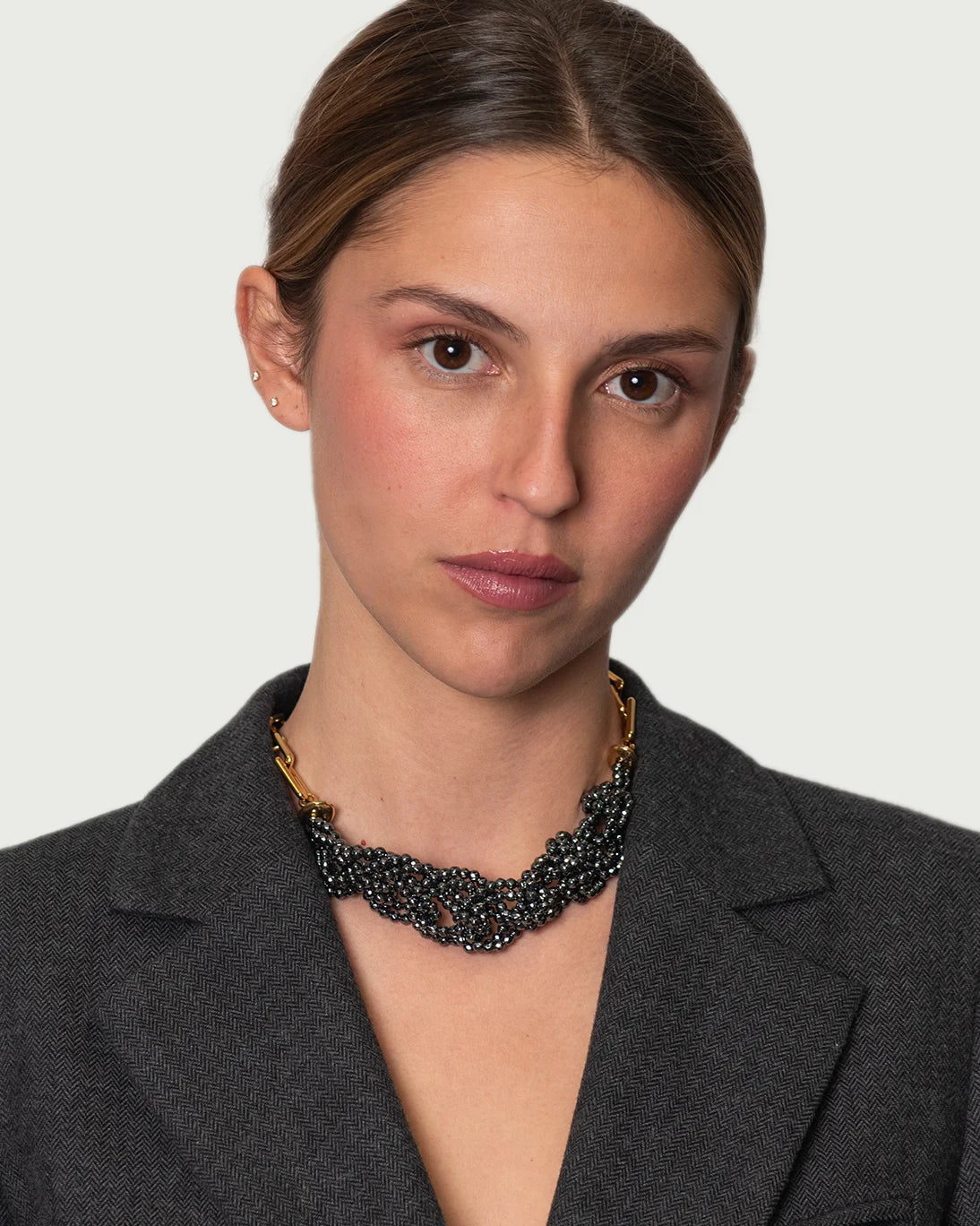 COLLAR CORTO HEMATITE