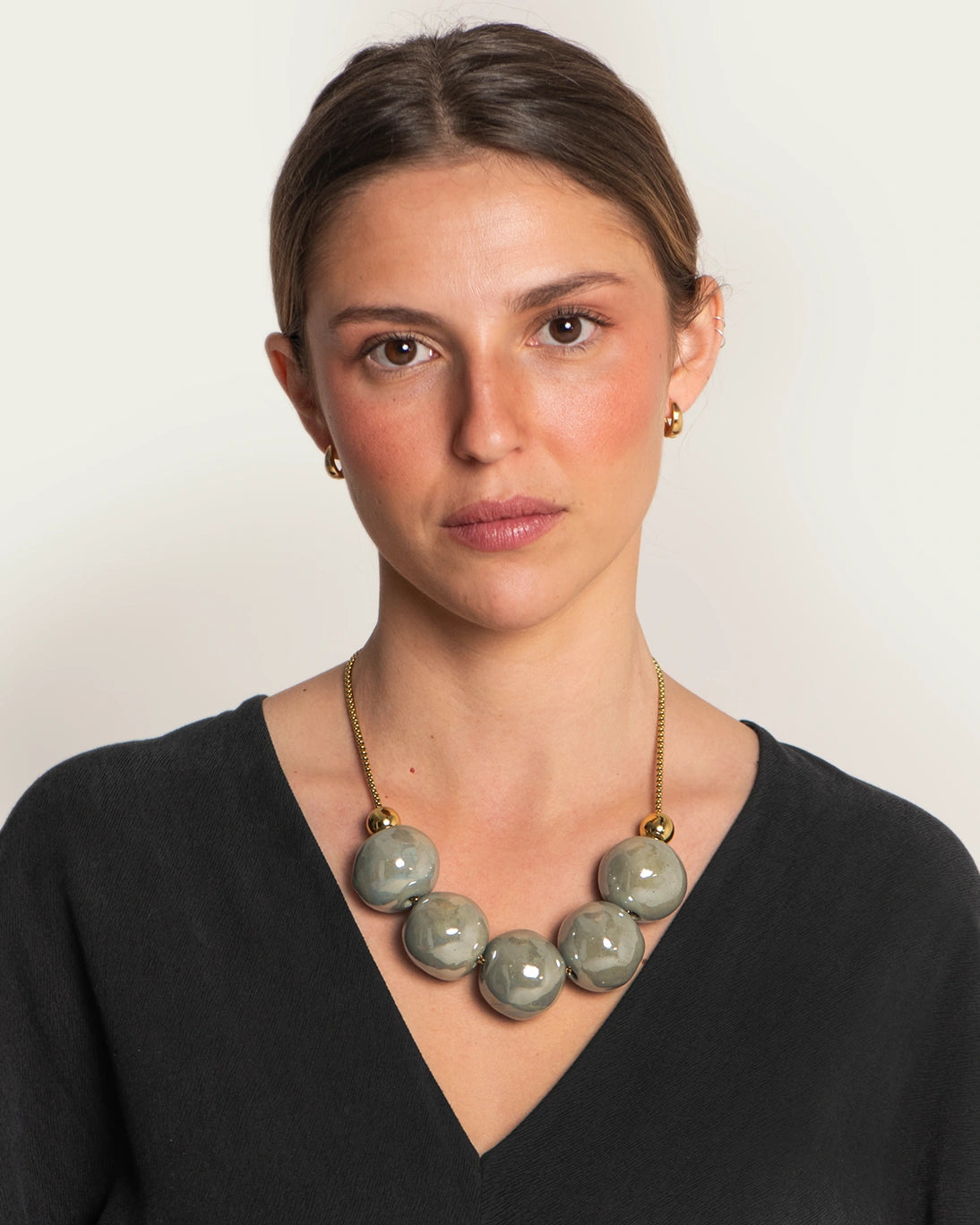 COLLAR BOLAS CERÁMICA VERDE