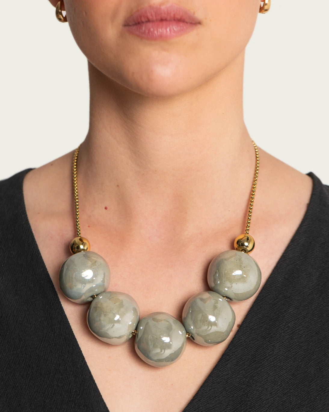 COLLAR BOLAS CERÁMICA VERDE