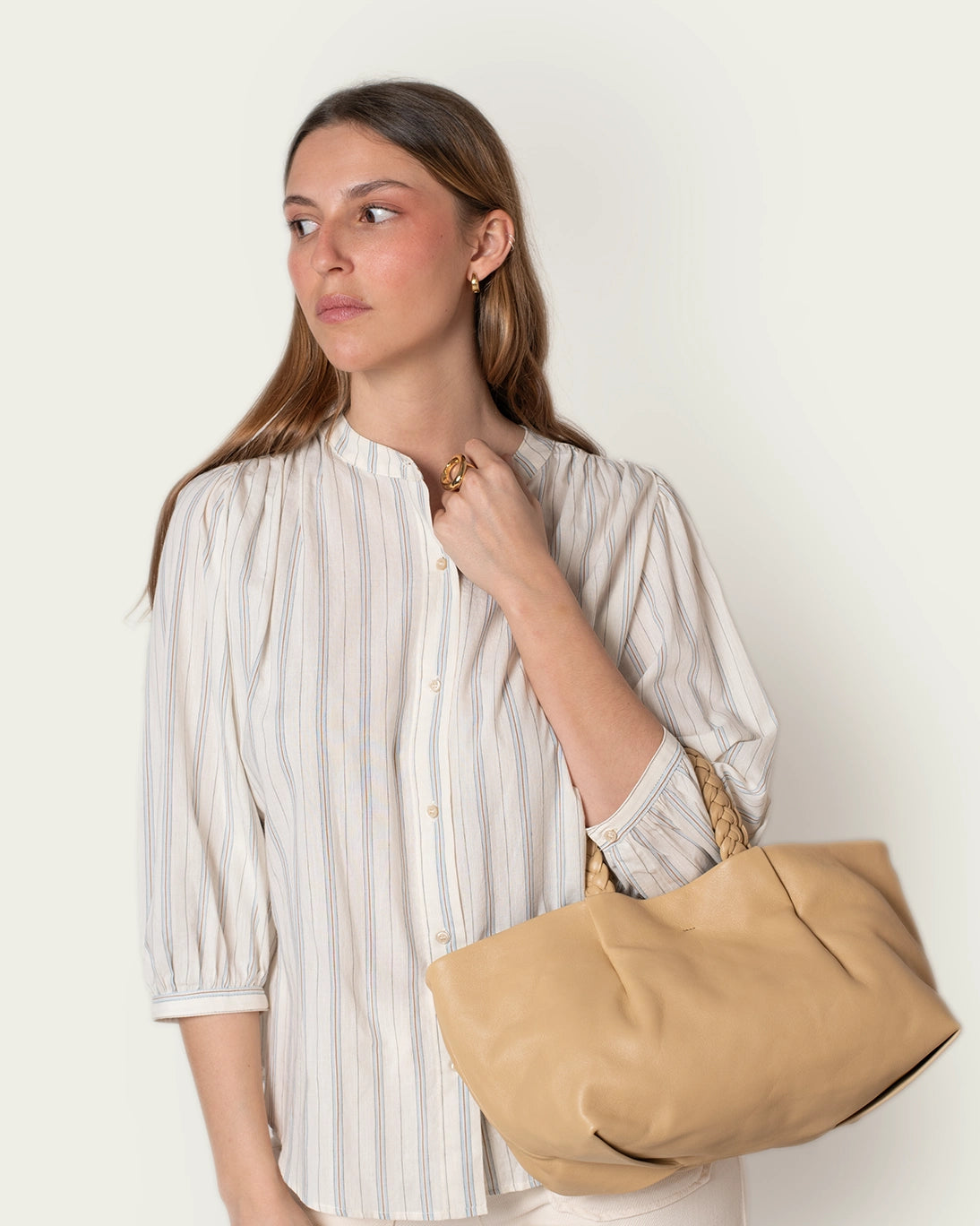BOLSO DE PIEL DINA ARENA 40X18X18CM