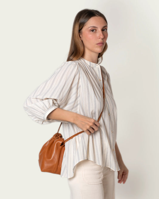 BOLSO SACO DE PIEL HUDA CARAMELO 20X17 CM